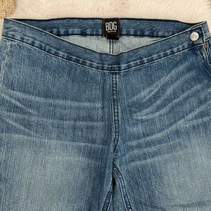 NWOT BDG DENIM JEANS